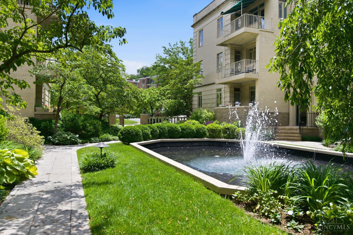 2372 Madison Road, Unit W3D Cincinnati, OH 45208 - Photo 51 of 54