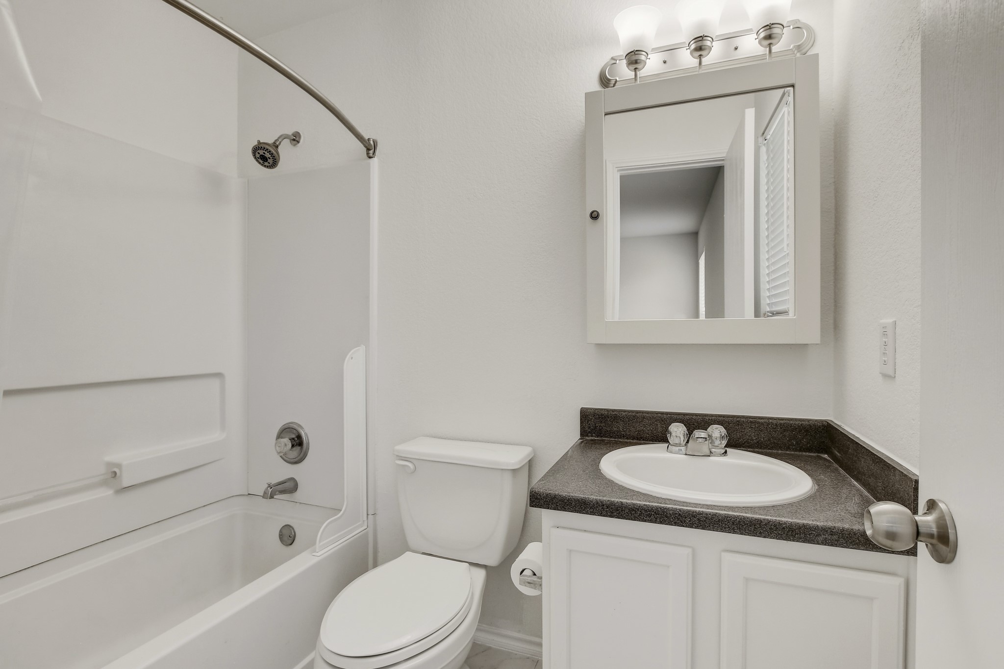 315 Northern Trail Leander, TX 78641 - Photo 20 of 30 a bathroom with a sink toilet and shower