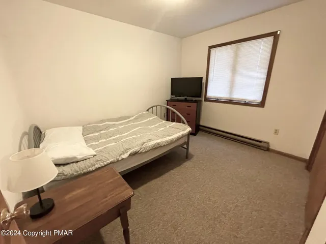 $299,900 | 111 Mohican Trail, Pocono Lake, PA 18347