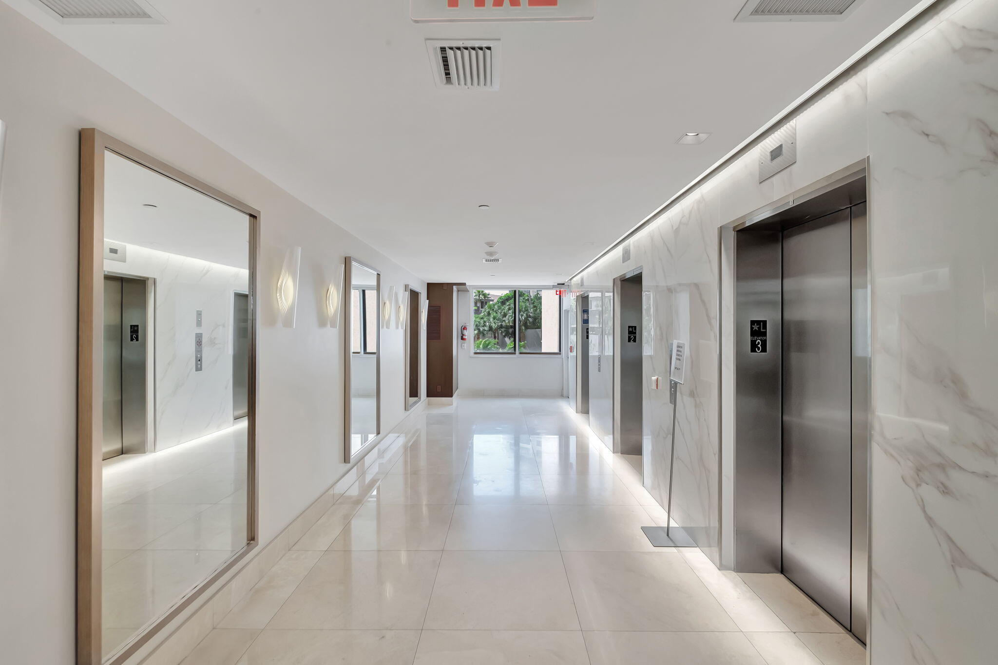 540 Brickell Key Drive, Unit 919 Miami, FL 33131 - Photo 30 of 42 a view of gallery with wooden floor