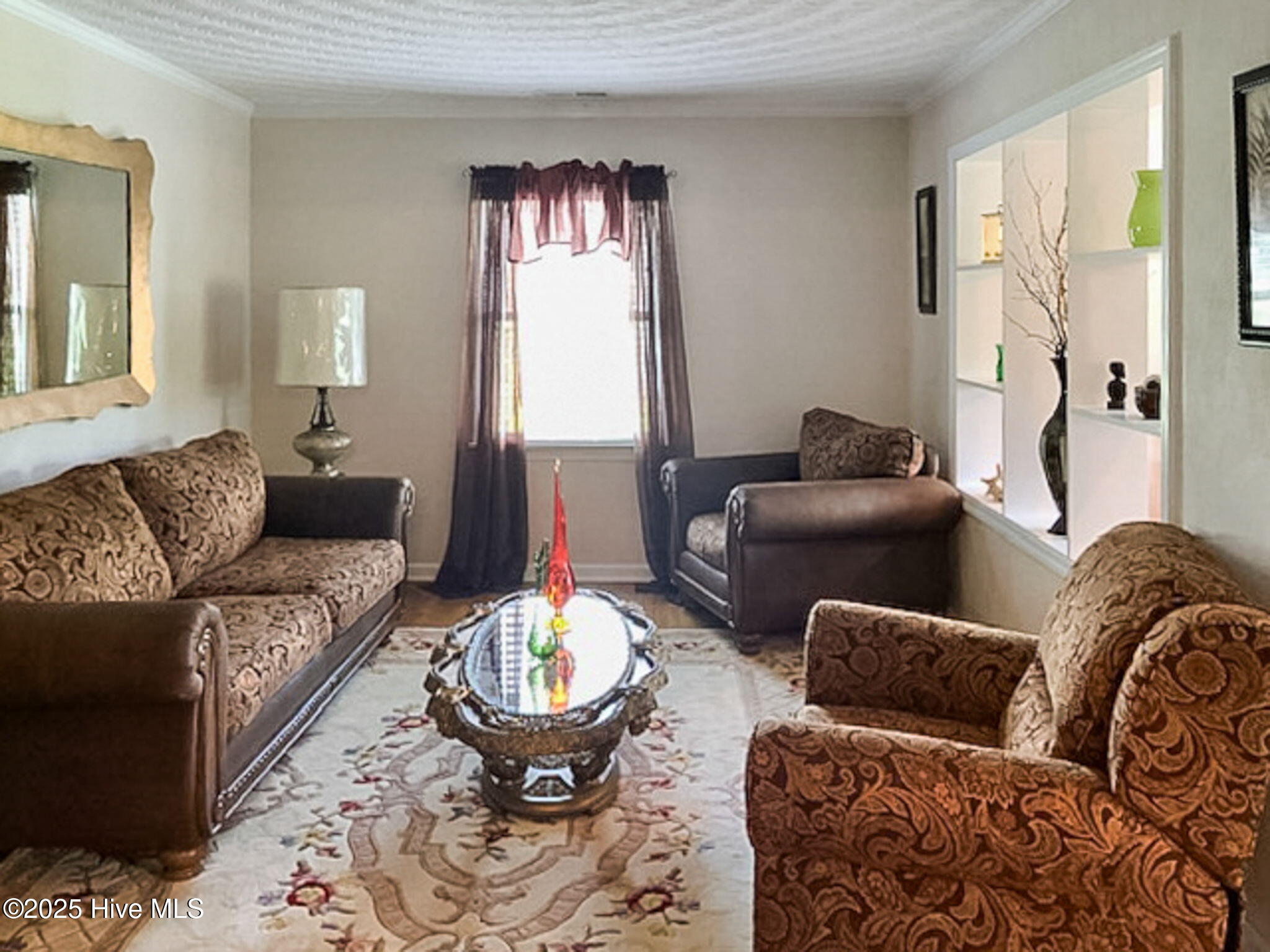 302 Jamestown Road Windsor, NC 27983 - Photo 7 of 23 Living Room for Additional Entertaining