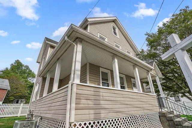 $689,000 | 52 Lexington Avenue, Norwalk, CT 06854