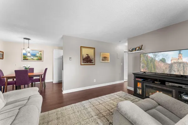 $149,900 | 1150 Dellwood Street South, Unit 306, Cambridge, MN 55008