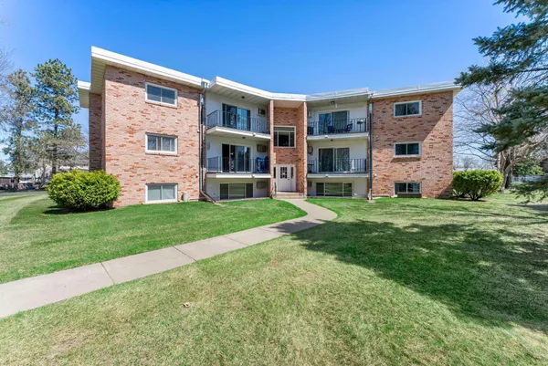 $149,900 | 1150 Dellwood Street South, Unit 306, Cambridge, MN 55008