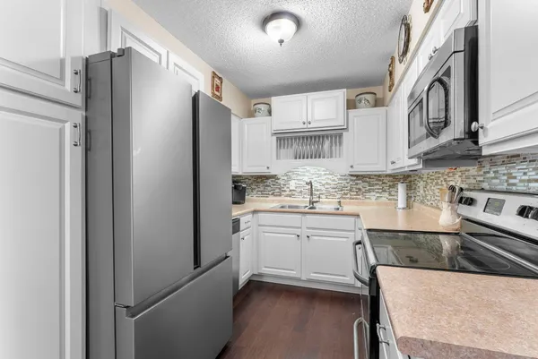 $149,900 | 1150 Dellwood Street South, Unit 306, Cambridge, MN 55008