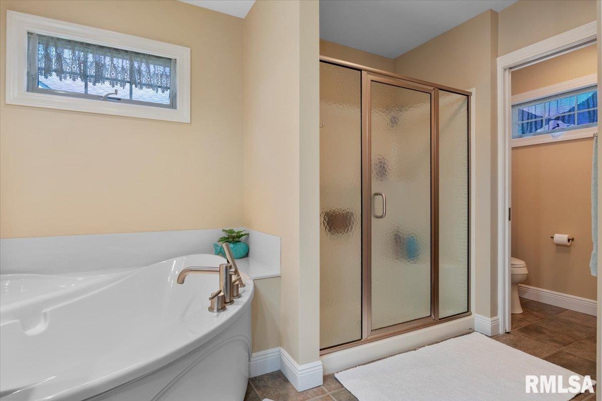 2401 Interlacken Road Springfield, IL 62704 - Photo 24 of 37