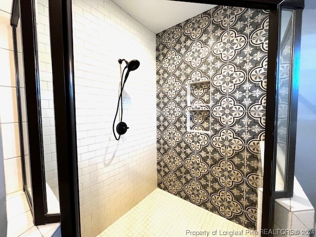 4437 Dudley Road Fayetteville, NC 28312 - Photo 13 of 41 a bathroom with a shower