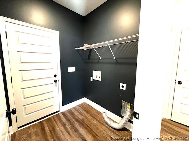 4437 Dudley Road Fayetteville, NC 28312 - Photo 24 of 41 a view of a livingroom with a staircase