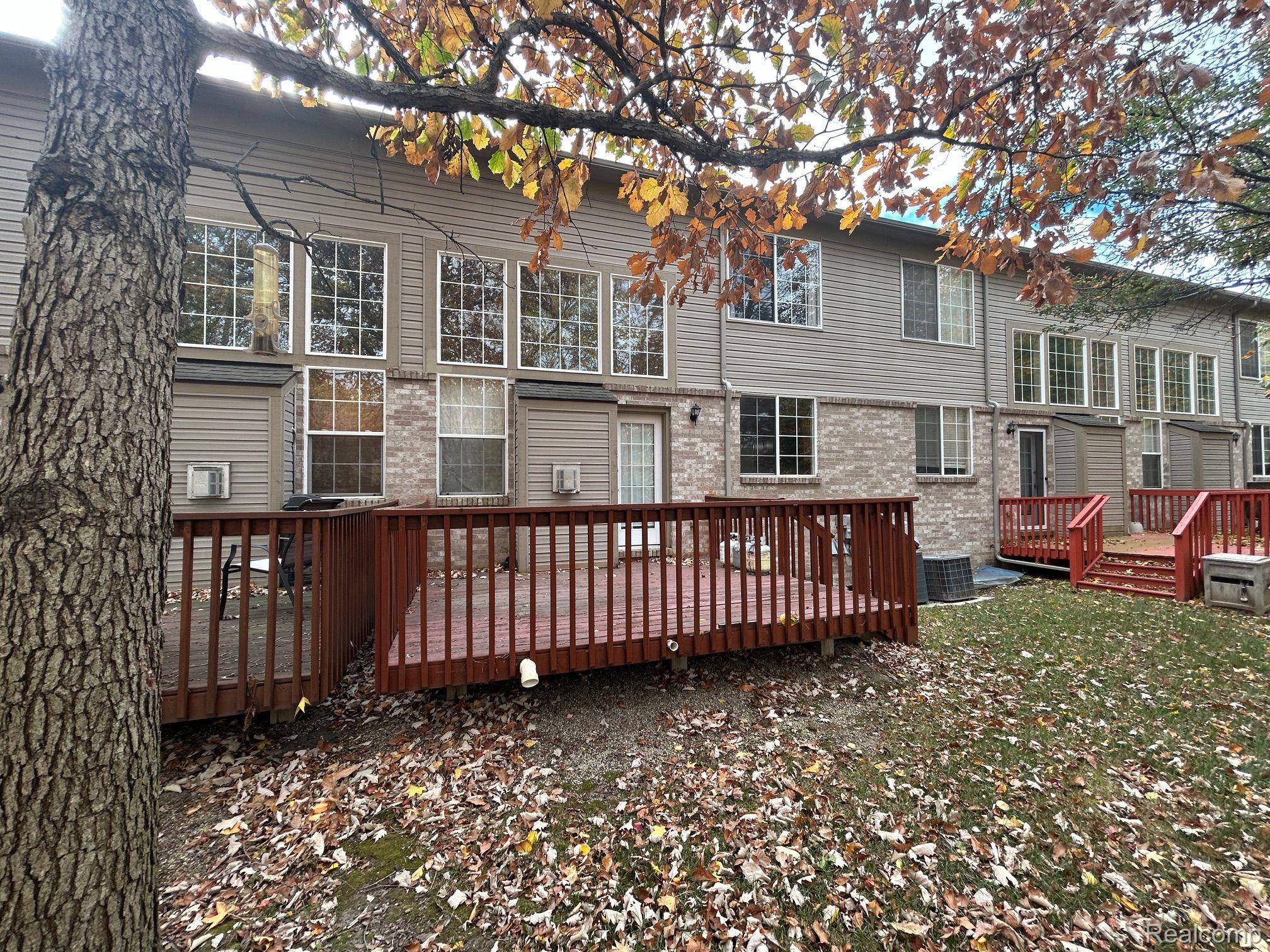 41484 Glade Road Canton, MI 48187 - Photo 31 of 35