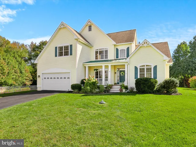$815,000 | 9 Lake Village Circle, Ocean View, DE 19970