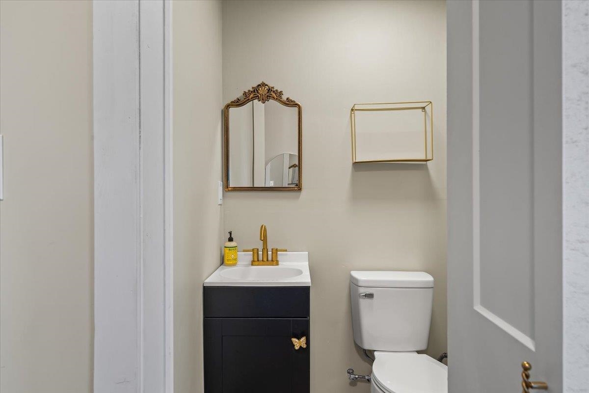 8454 Quito Road Millington, TN 38053 - Photo 23 of 30 Located on the 1st floor in the Studio/Office.