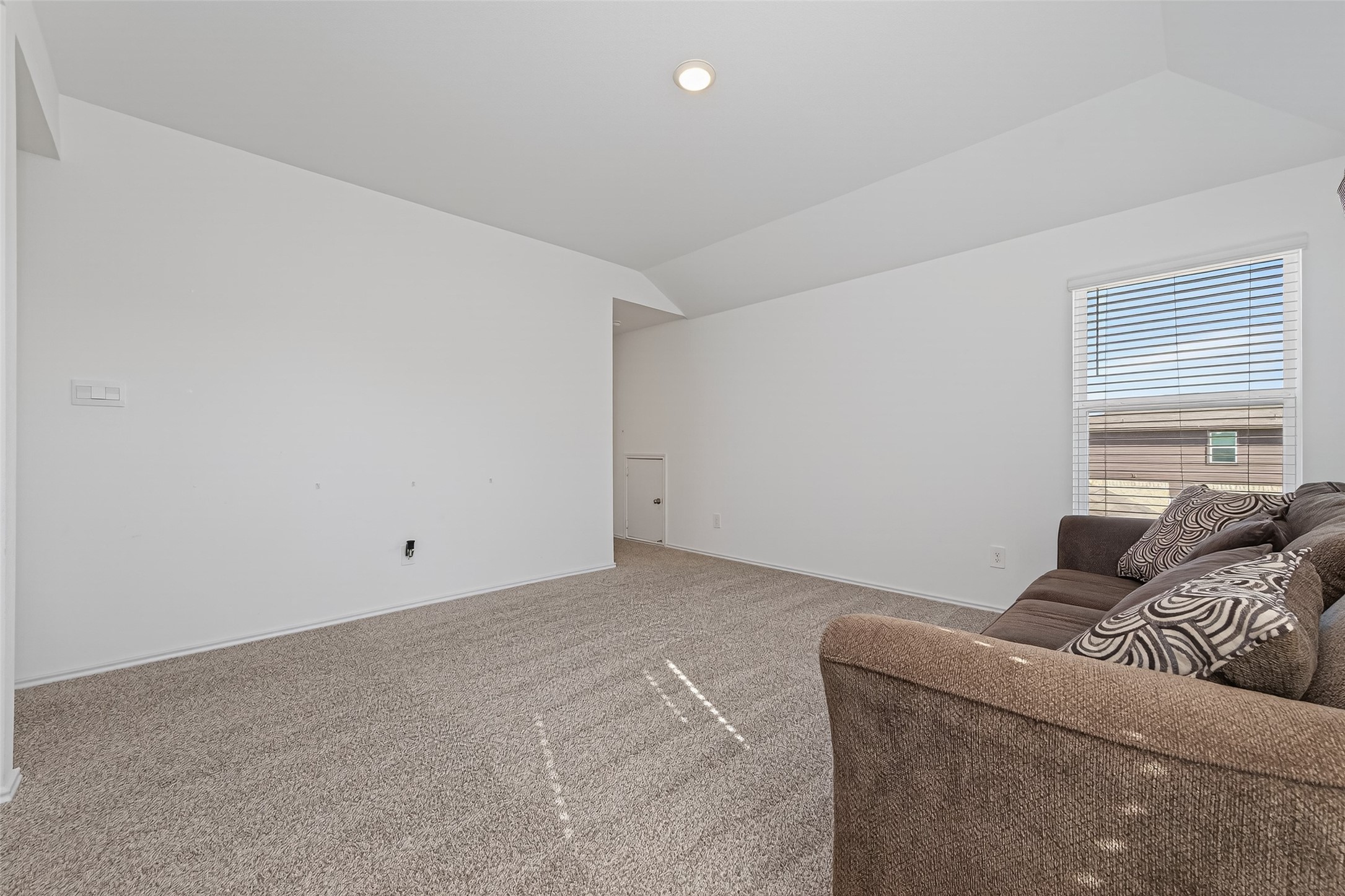 24251 Copperleaf Bay Ln Spring Spring, TX 77373 - Photo 28 of 42 a living room with furniture and a window