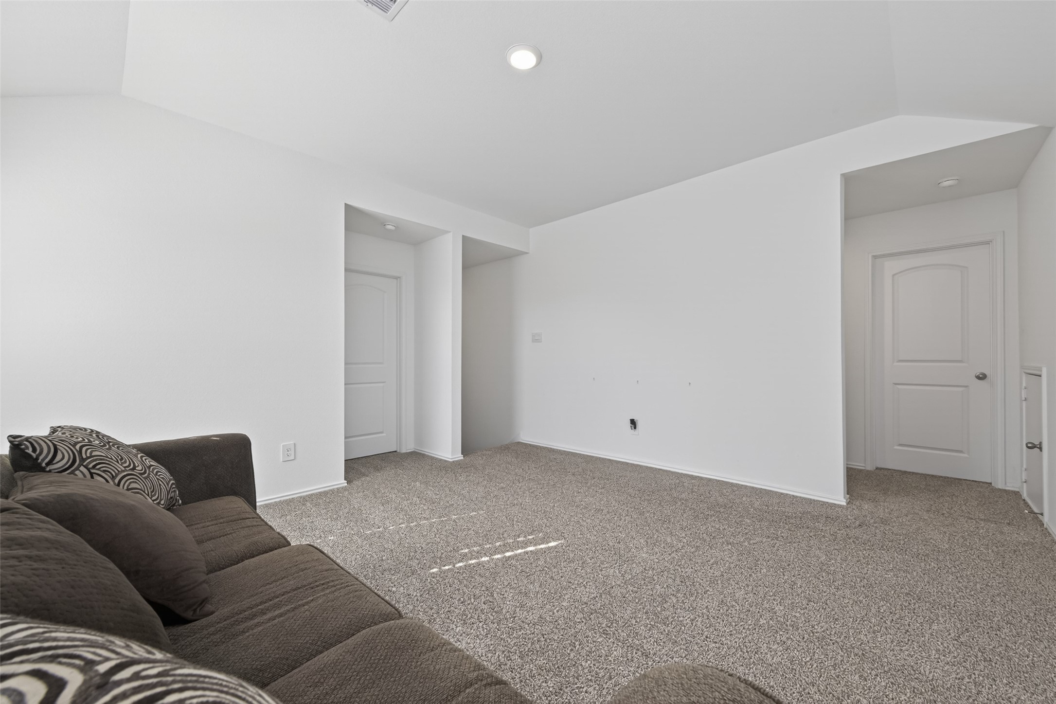 24251 Copperleaf Bay Ln Spring Spring, TX 77373 - Photo 29 of 42 a living room with furniture