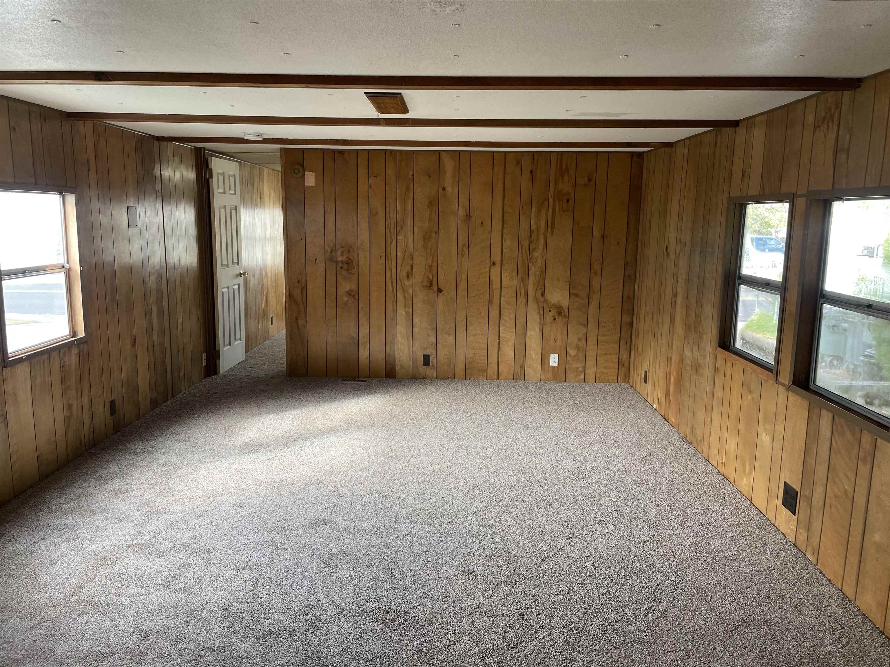 548-28 28 1/2 Road Grand Junction, CO 81501 - Photo 5 of 11 Gallery Image 5
