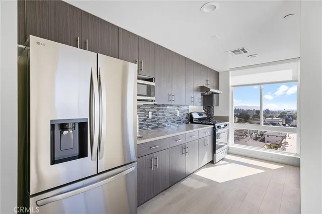 $6,900 | 168 South Monterey Street, Unit 518, Alhambra, CA 91801