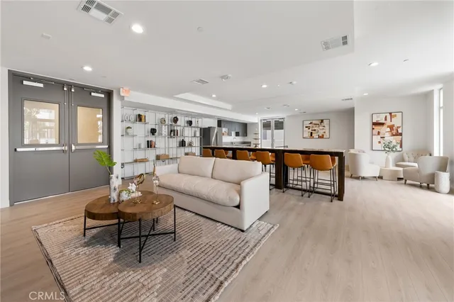 $6,900 | 168 South Monterey Street, Unit 518, Alhambra, CA 91801