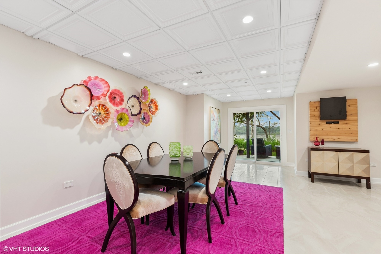 37 Harborside Way Hawthorn Woods, IL 60047 - Photo 18 of 28 a view of a dining room with furniture and wooden floor