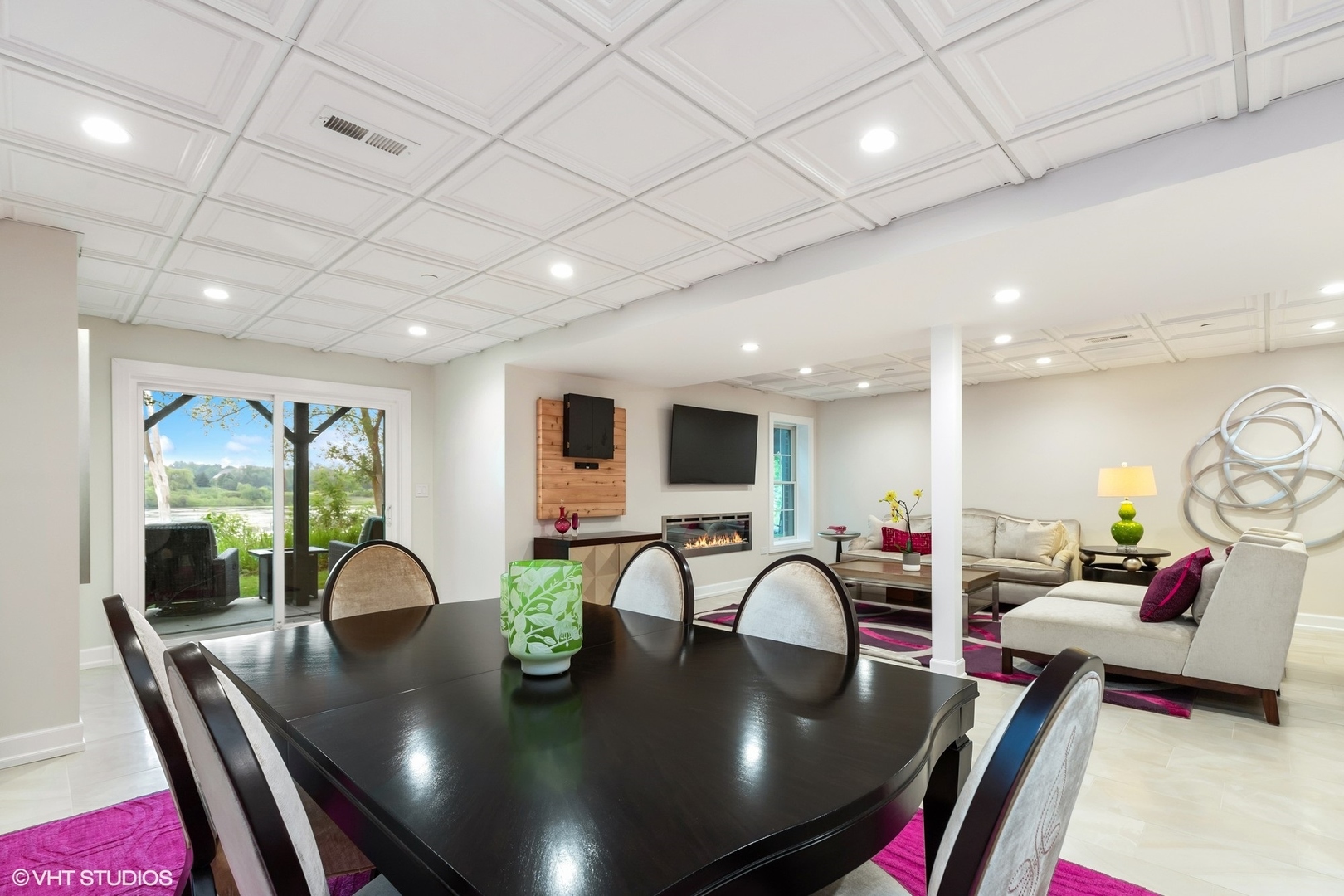 37 Harborside Way Hawthorn Woods, IL 60047 - Photo 19 of 28 a view of a dining room with furniture