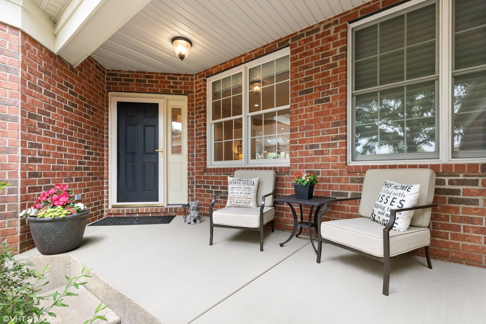 37 Harborside Way Hawthorn Woods, IL 60047 - Photo 2 of 28 a view of a patio with chairs and a potted plant