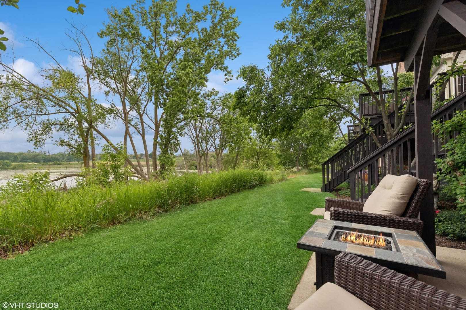 37 Harborside Way Hawthorn Woods, IL 60047 - Photo 26 of 28 a view of a chairs and table in the garden