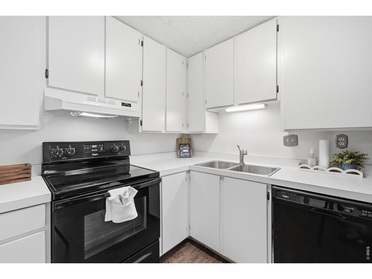 925 Columbia Road, Unit 412 Fort Collins, CO 80525 - Photo 12 of 31 Gallery Image 12