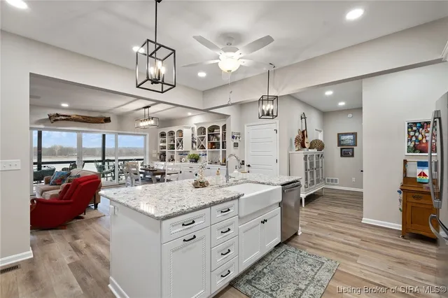 $899,000 | 4808 Upper River Road, Jeffersonville, IN 47130