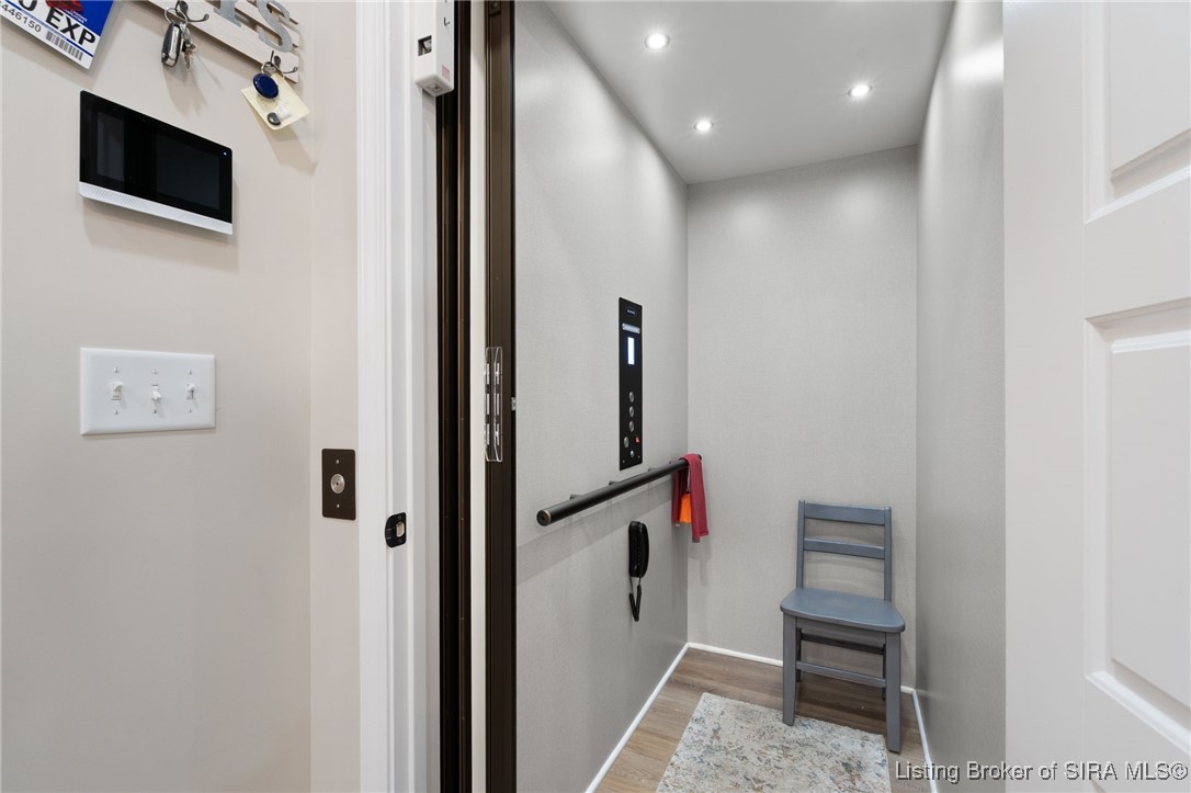 4808 Upper River Road Jeffersonville, IN 47130 - Photo 44 of 72