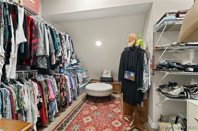 $899,000 | 4808 Upper River Road, Jeffersonville, IN 47130