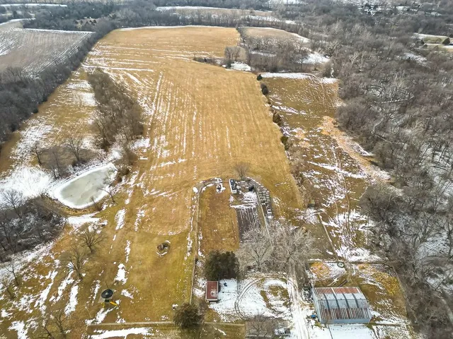 $1,200,000 | 16551 Hollingsworth Road, Basehor, KS 66007