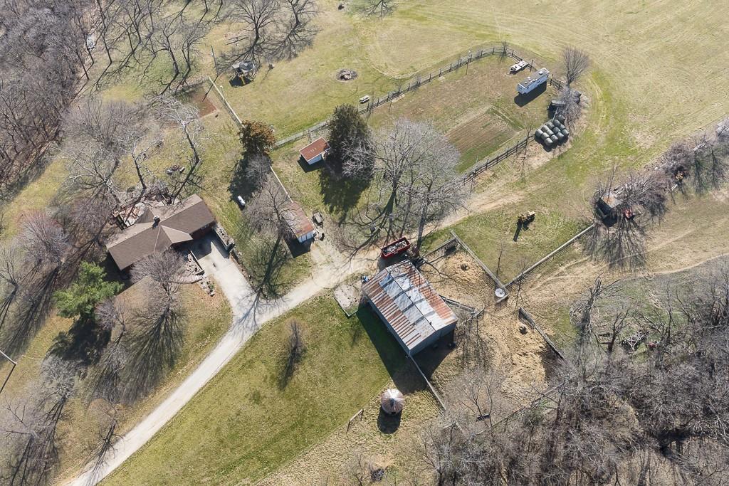 16551 Hollingsworth Road Basehor, KS 66007 - Photo 30 of 42