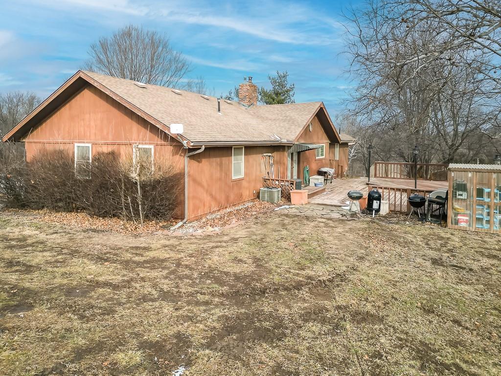 16551 Hollingsworth Road Basehor, KS 66007 - Photo 31 of 45