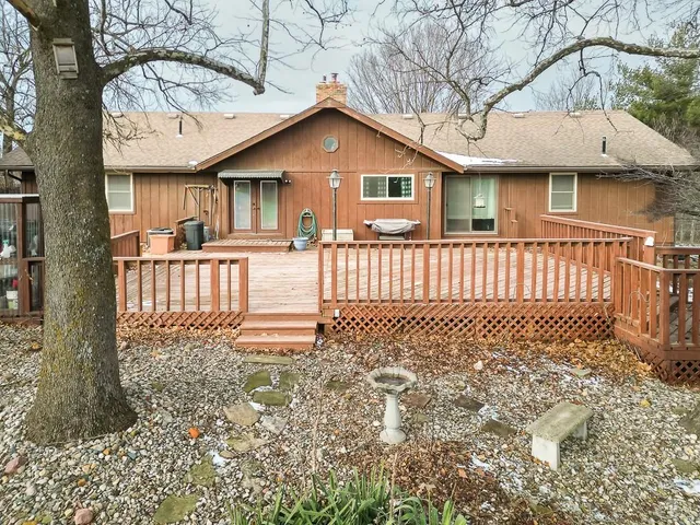 $1,200,000 | 16551 Hollingsworth Road, Basehor, KS 66007