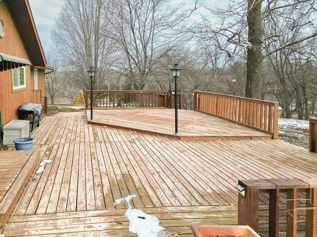 16551 Hollingsworth Road Basehor, KS 66007 - Photo 34 of 45