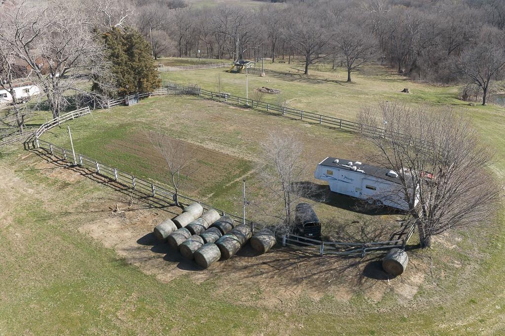 16551 Hollingsworth Road Basehor, KS 66007 - Photo 36 of 42