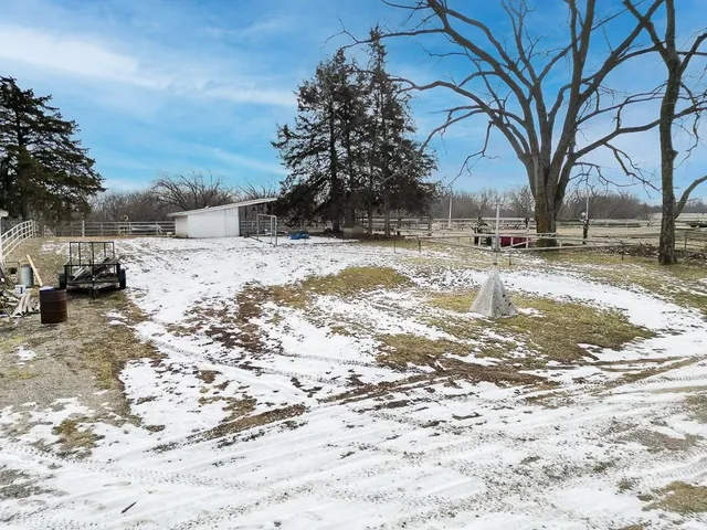 $1,200,000 | 16551 Hollingsworth Road, Basehor, KS 66007
