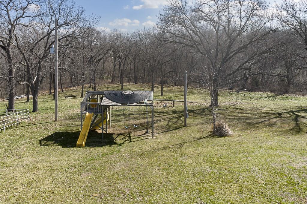 16551 Hollingsworth Road Basehor, KS 66007 - Photo 41 of 42