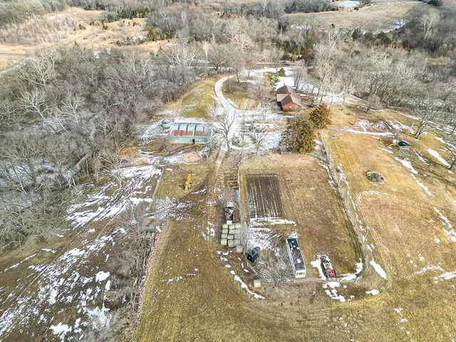 $1,200,000 | 16551 Hollingsworth Road, Basehor, KS 66007