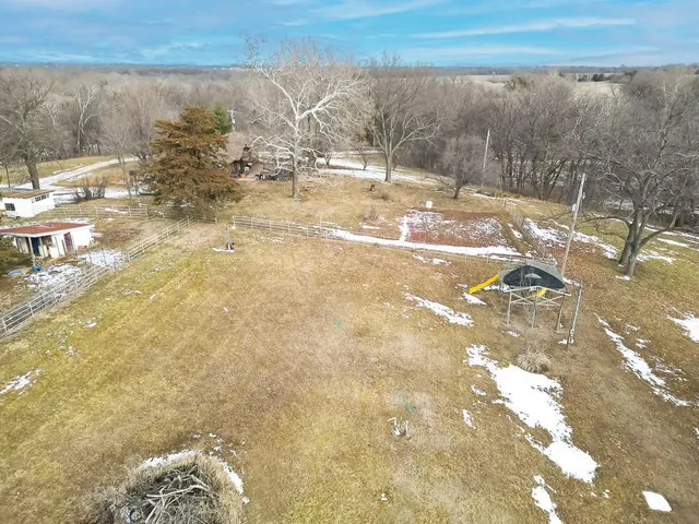 $1,200,000 | 16551 Hollingsworth Road, Basehor, KS 66007