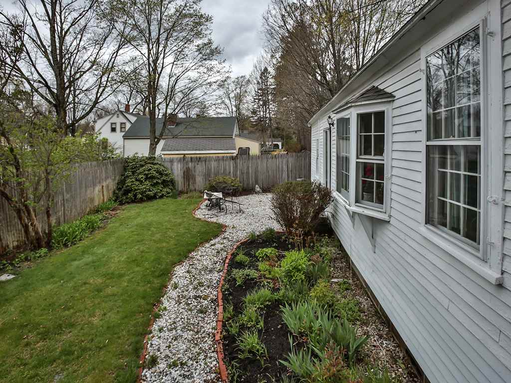 97 Boston Post Road Amherst, NH 03031 - Photo 28 of 35