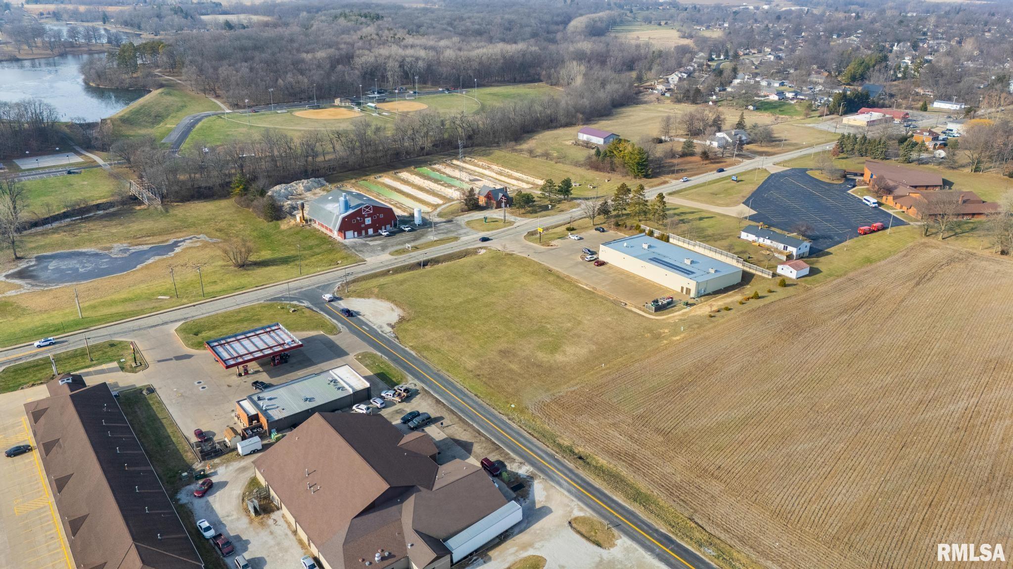 101-107 4-H Park Road Eureka, IL 61530 - Photo 4 of 7