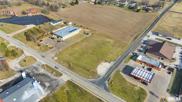 $349,000 | 101-107 4-H Park Road, Eureka, IL 61530