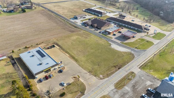 $349,000 | 101-107 4-H Park Road, Eureka, IL 61530