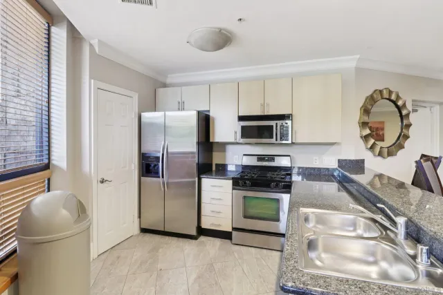 $699,900 | 1480 Broadway, Unit 2621, San Diego, CA 92101