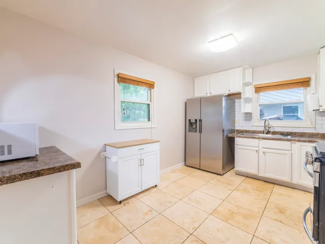 $199,000 | 316 Sangamon Street, Park Forest, IL 60466