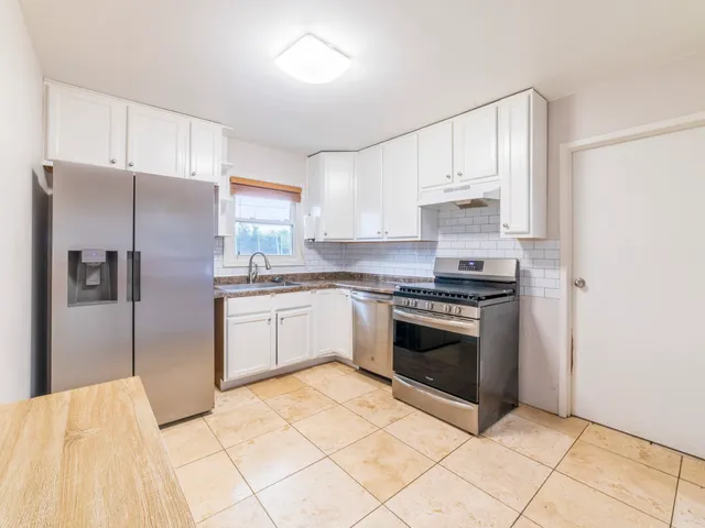 $199,000 | 316 Sangamon Street, Park Forest, IL 60466