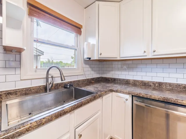 $199,000 | 316 Sangamon Street, Park Forest, IL 60466