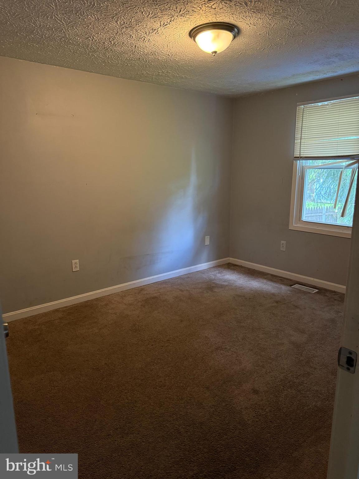 506 Postoak Road Frederick, MD 21703 - Photo 3 of 9