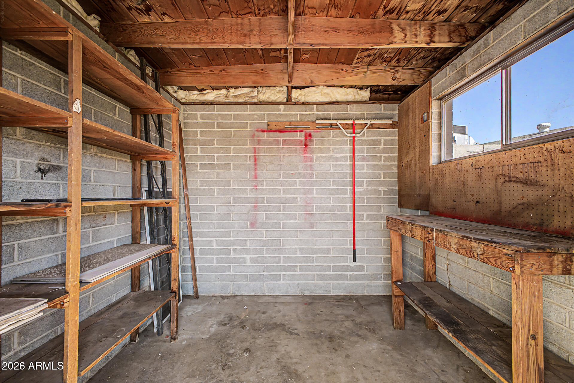 2022 East Monterey Way Phoenix, AZ 85016 - Photo 27 of 29 a view of an empty room