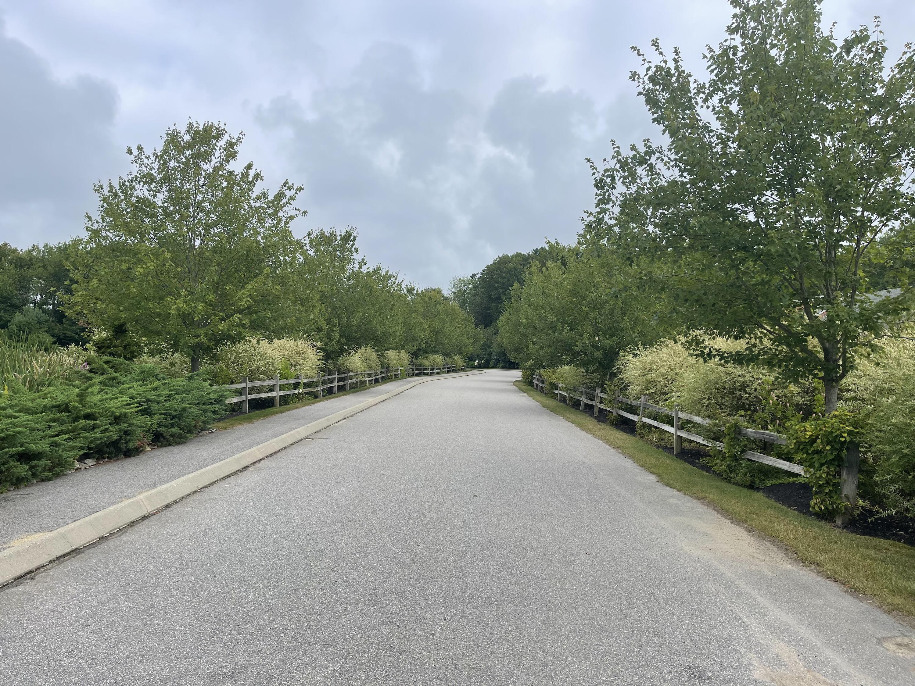 10 Commodores Way Kennebunk, ME 04043 - Photo 8 of 25 Entrance