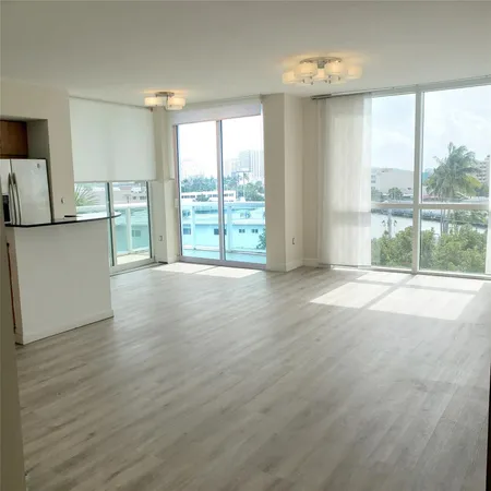 $4,400 | 7900 Harbor Island Drive, Unit 512, North Bay Village, FL 33141